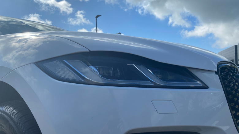 Jaguar F-Pace 2.0 D200 R-Dynamic Black 5dr Auto AWD Diesel Estate